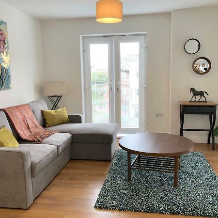 Westlake Apartments Peterborough Ngoại thất bức ảnh