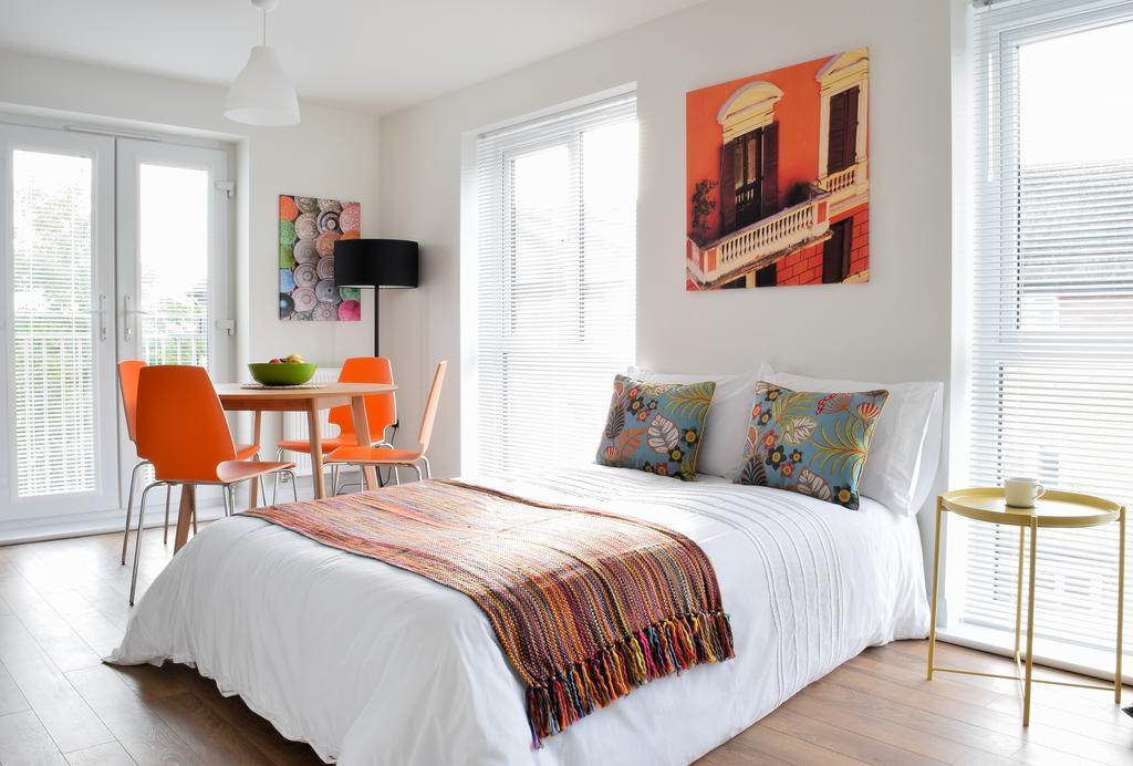 Westlake Apartments Peterborough Ngoại thất bức ảnh