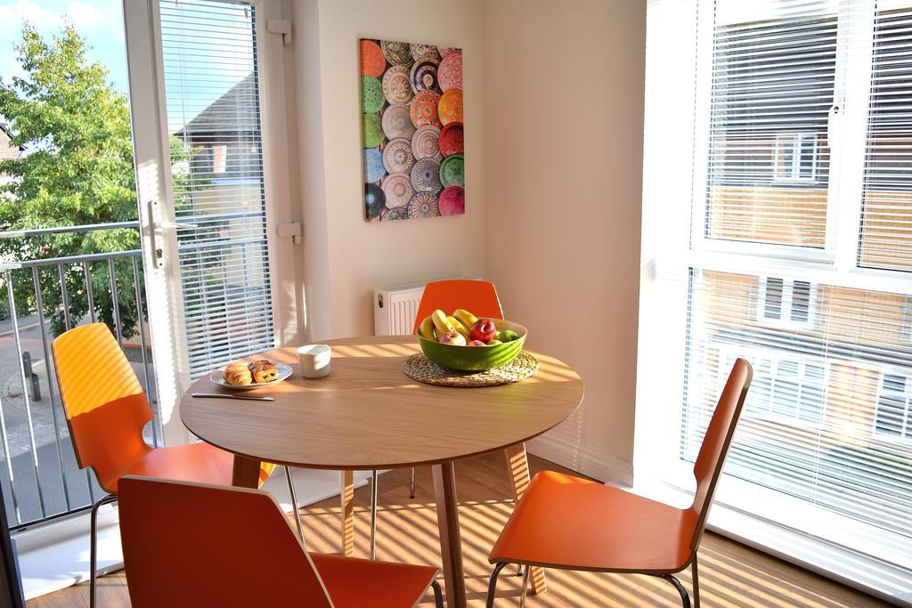 Westlake Apartments Peterborough Ngoại thất bức ảnh