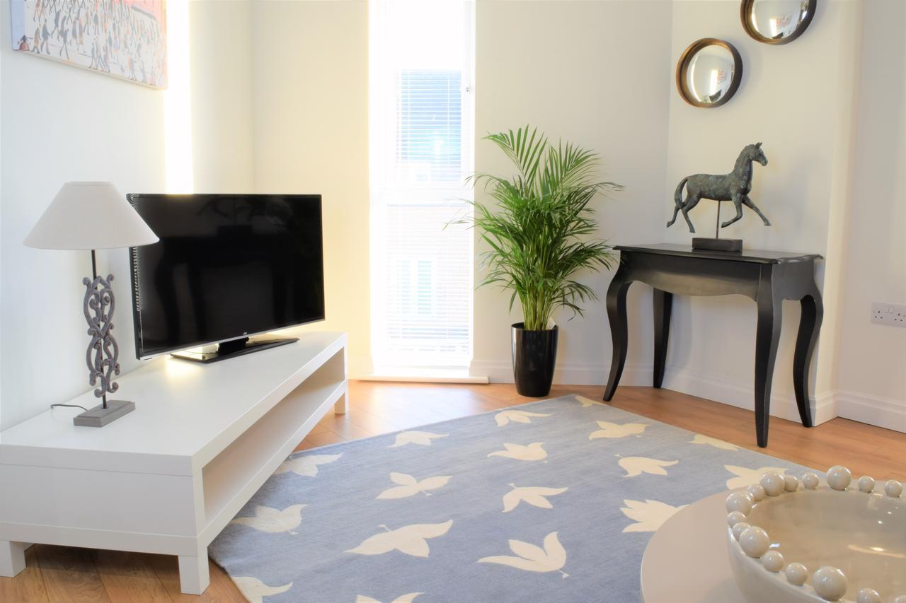 Westlake Apartments Peterborough Ngoại thất bức ảnh