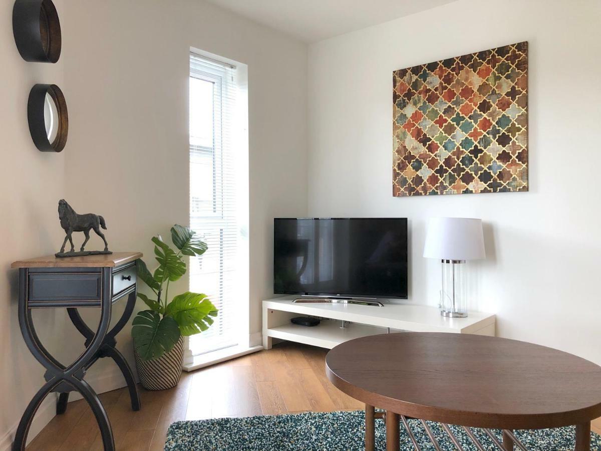 Westlake Apartments Peterborough Ngoại thất bức ảnh